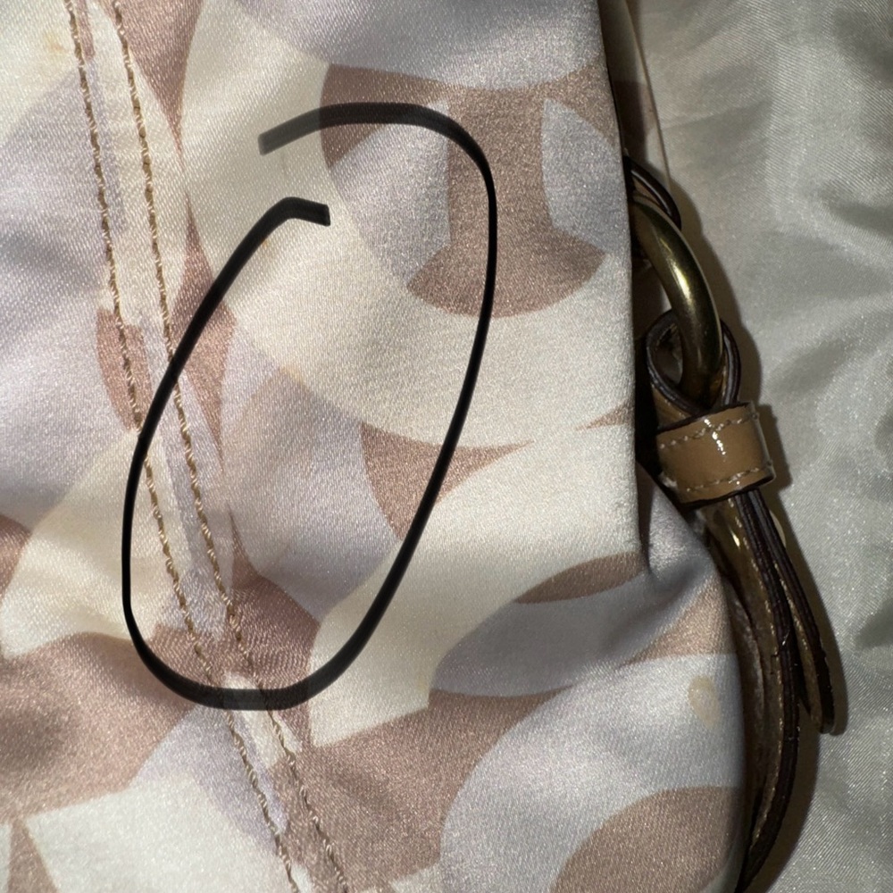 Coach hobobag - Picture 3 of 16
